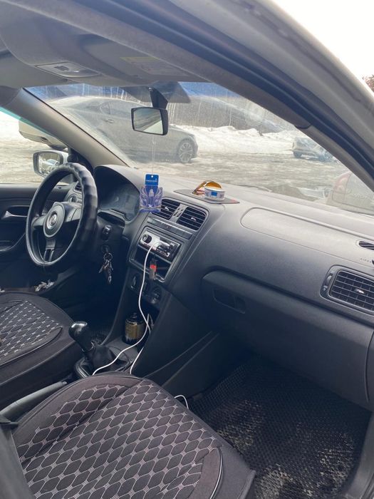 Продам Volkswagen Polo