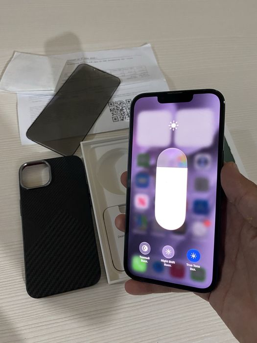 iPhone 13 256gb в идеале