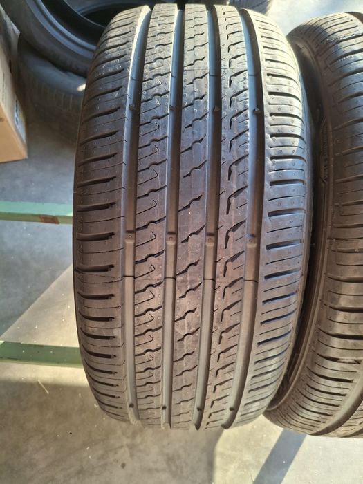 2 Anvelope de vară 225 50 r17 Barum