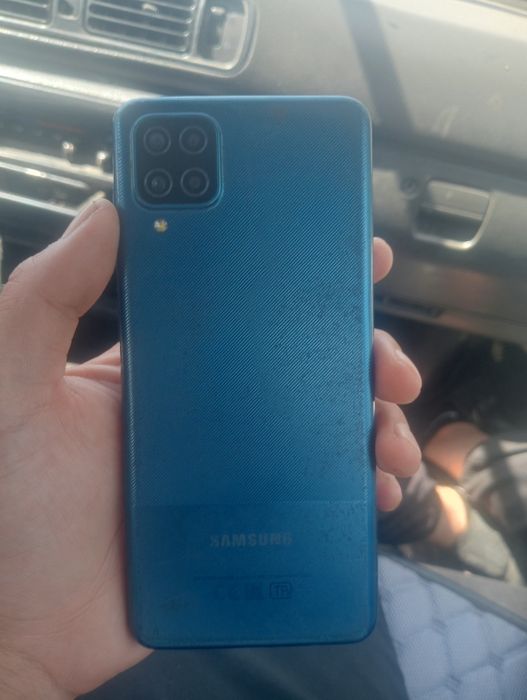 Самсунг      А12