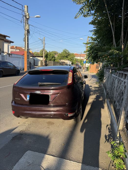 Inchiriere  masina  auto pentru tazz/glovo/wolt/ Bolt food livrare mancare