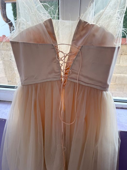 Рокля с пера Junona