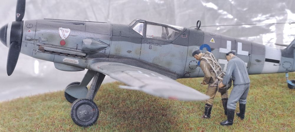 Сборная модель самолёта Bf-109 g-10