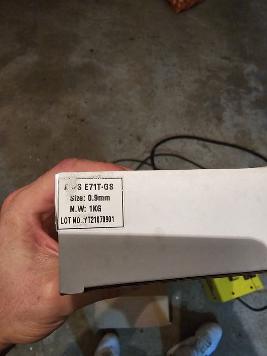 Aparat de sudura cu sarma