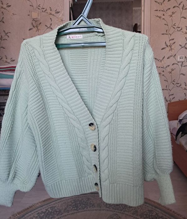 Новый Кардиган продаю