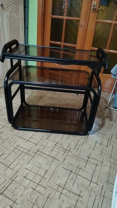 Продам журнальный столик