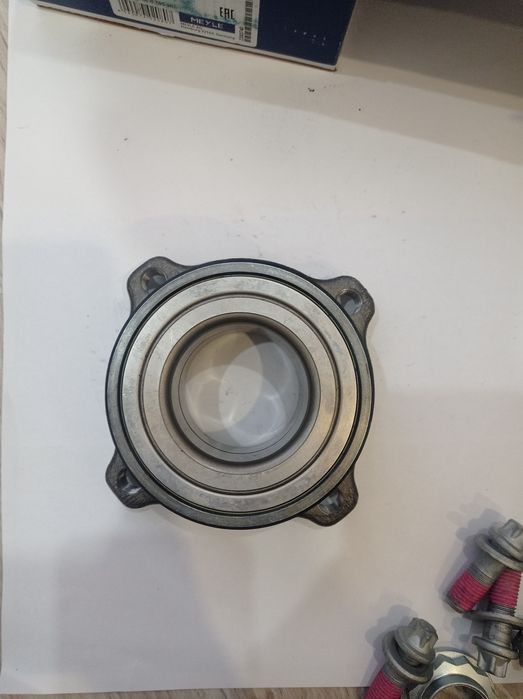 Ступичный подшипник задний BMW X5 E70