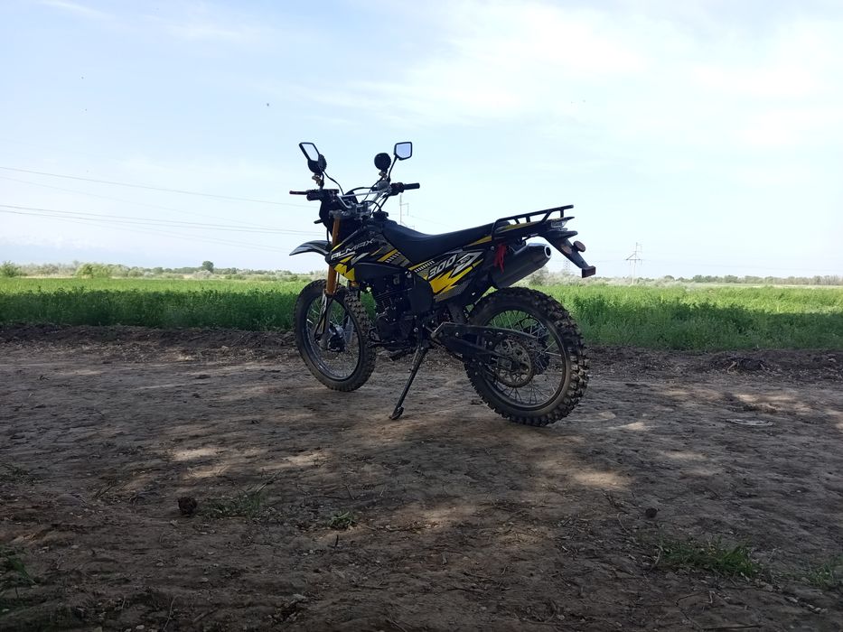 Продам эндуро 300 куб