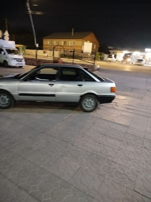 Продам машину Ауди б 3