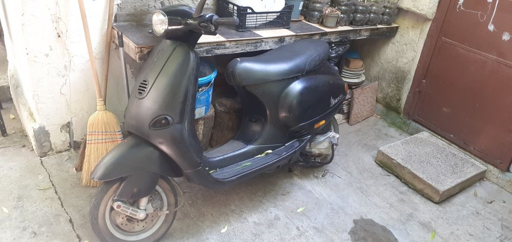 Piaggio 2 timpi adus din Italia .baterie noua.
