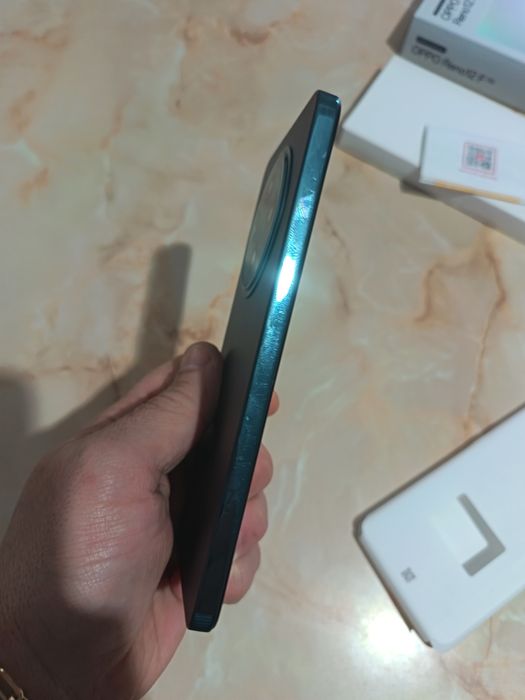 Vand Oppo Reno 12F 5G impecabil