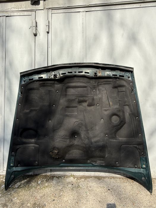 Привозной капот на БМВ Е34 рестайл