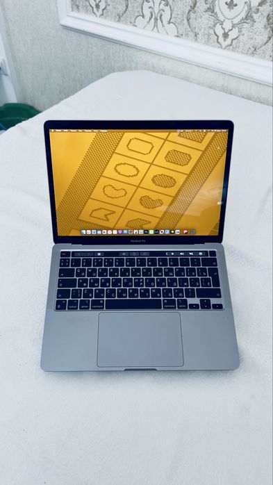 MacBook Pro M2 2022 m2