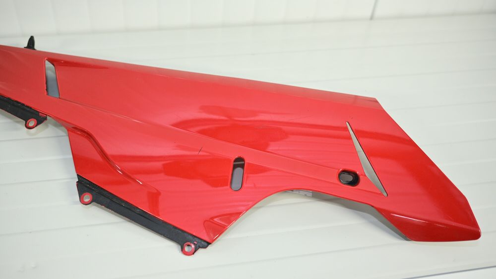 Ducati 848 1098 1198 Carena burta lateral inferioara dreapta