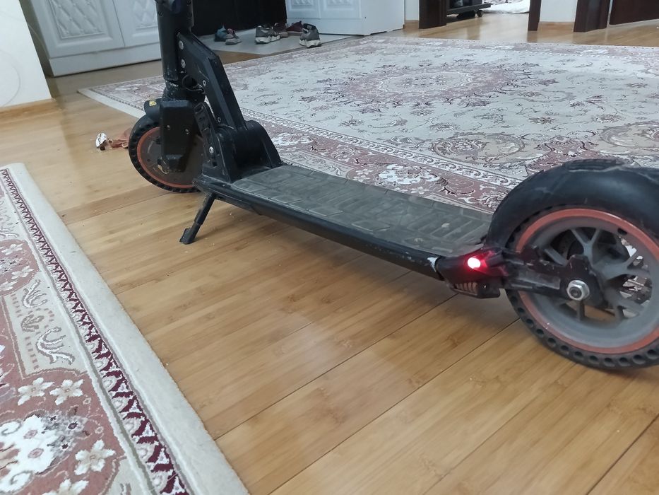 KUGO M2 PRO самокат