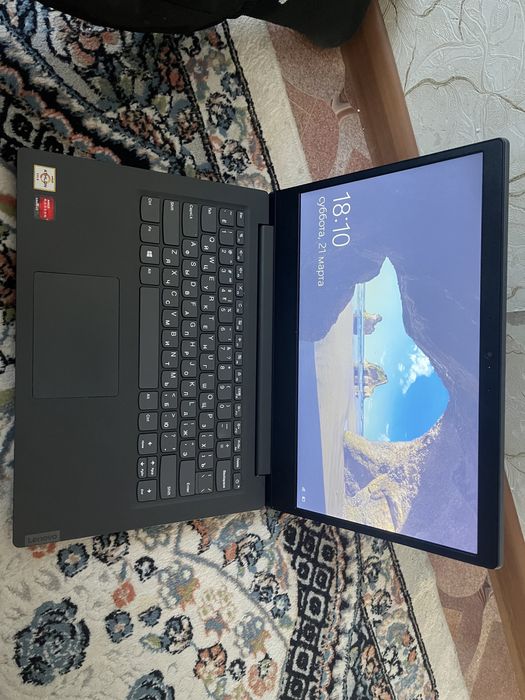 Продам ноутбук Lenova