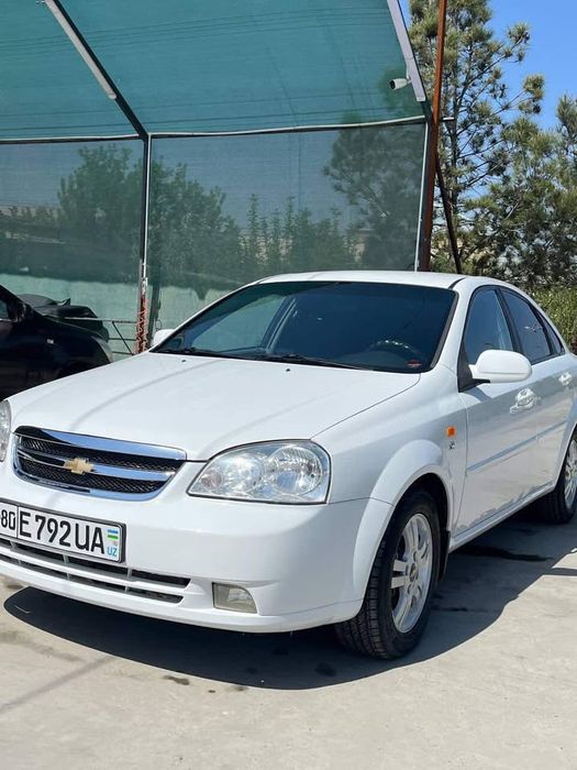 Chevrolet Lacetti / Gentra 2012