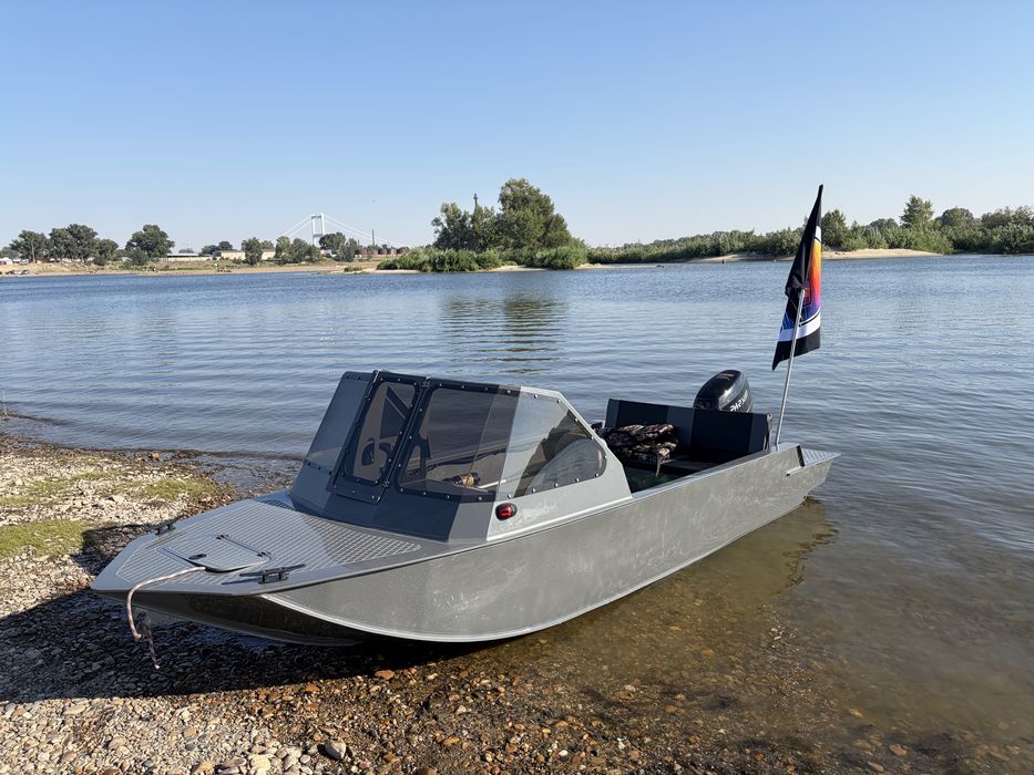 Лодки из ПНД в продаже