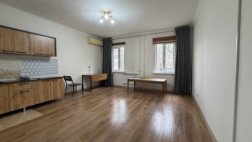 Сдается Офис 65 кв.м ул.Чехова Фидокор ор-р Шевченко 12 у.е за кв.м