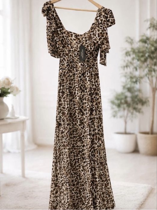 Элегантное и женственное платье .