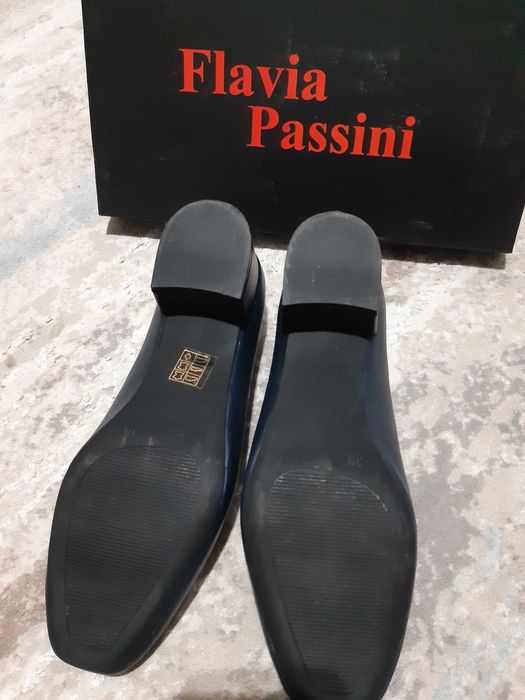 Pantofi 39 dama, Noi Otter