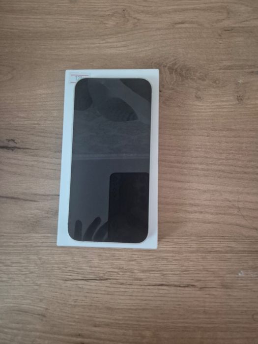 iPhone 13 сатылады