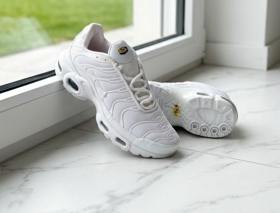 Adidasi NIKE TN - Produs PREMIUM - Full Box