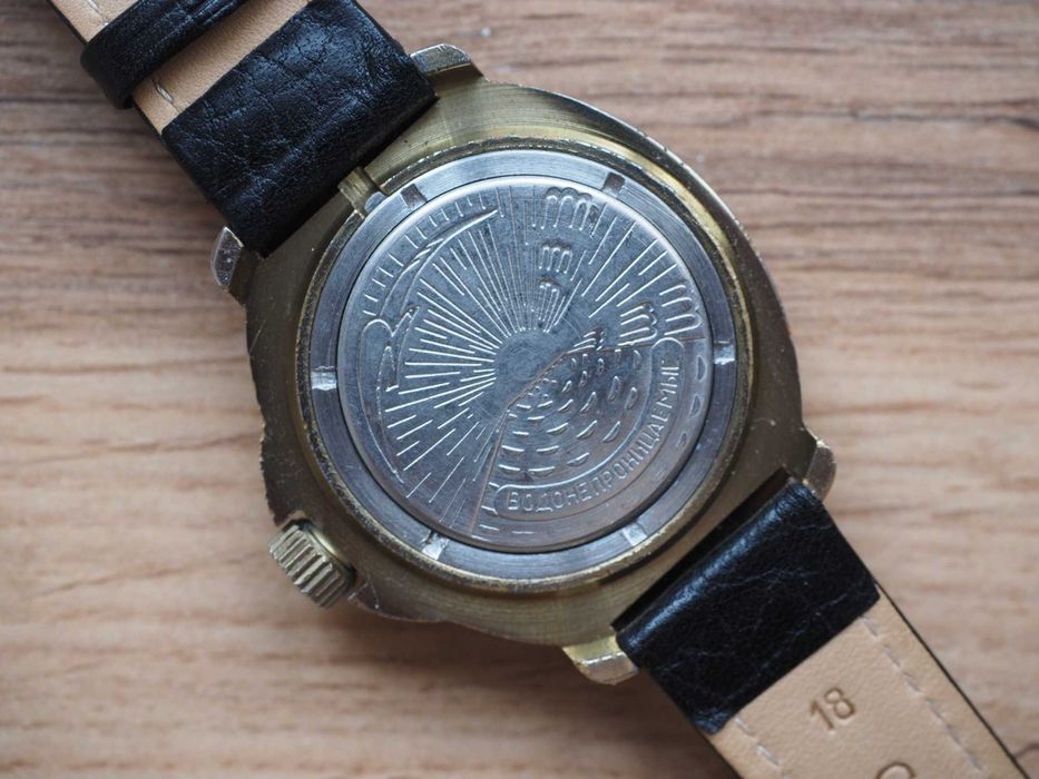 Ceas mecanic Vostok Komandirskie Grăniceri, curea scumpă, cutie, URSS