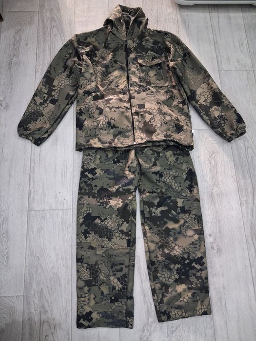 Продам костюм на флисе