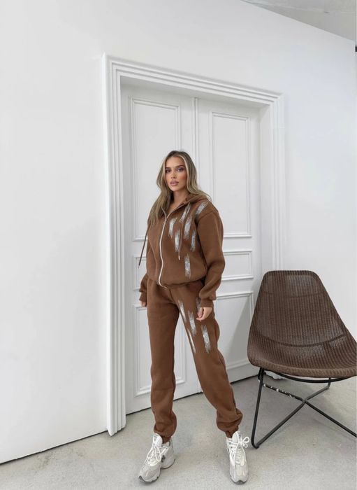 Дамски ватирани екипи