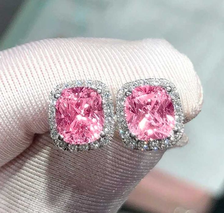 Серьги гвоздик розовые