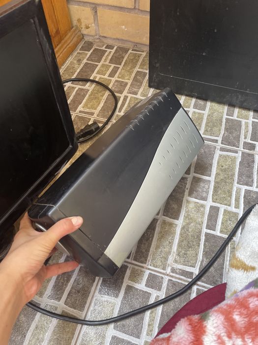 Монитор Процессор блок компьютера ups