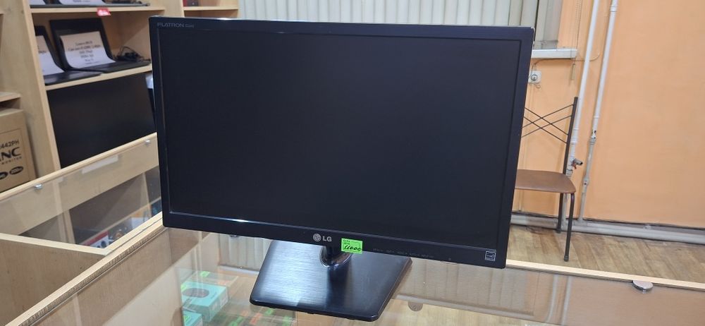 Монитор LG E2242