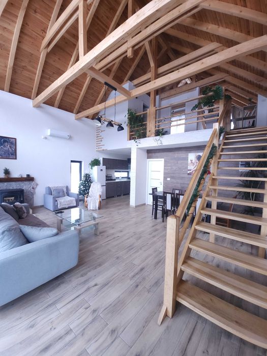 Cabană/ Casă de vacanță cu piscină/ciubăr