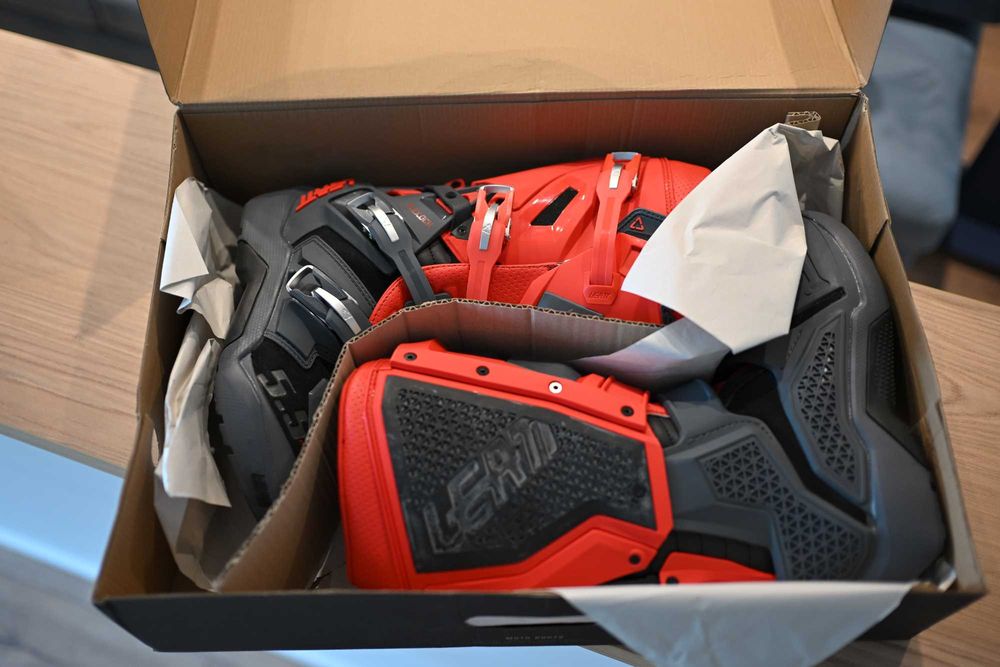 Cizme Leatt Moto ATV 5.5 Flexlock Enduro, marime 43 (ghete nu sidi/alpinestars/gaerne) NOI !
