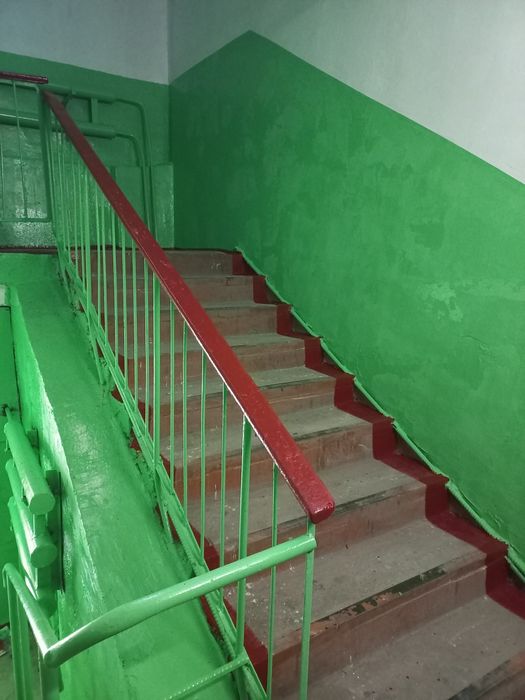 Делаем ремонт подъездов,поклейка обоев