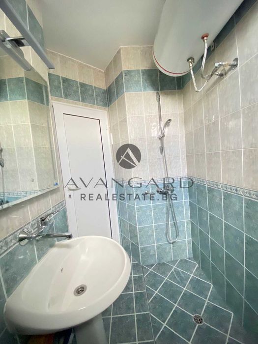 Продава се Двустаен апартамент в Пловдив, Кършияка - 55 кв.м за 2040 €/кв.м - Снимка #8