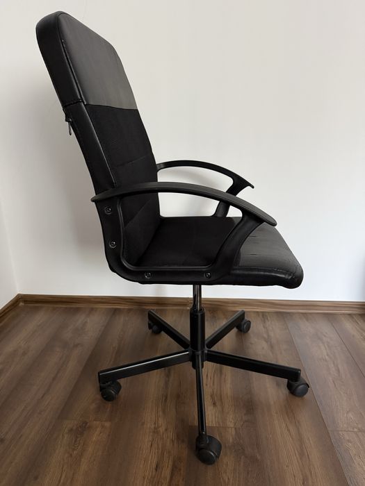 Scaun de birou ergonomic, rotativ