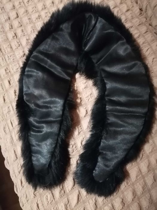 Два броя шал яки!