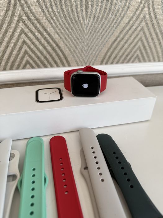 iWatch 4 , часы Apple, дешево