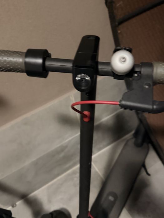 Тротинетка Xiaomi Mi Electric Scooter M365