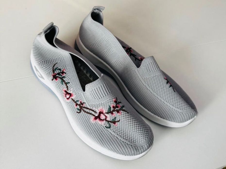 Новые обувь женская