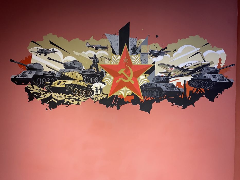 Роспись стен, художник