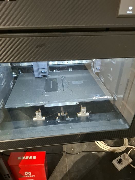 Imprimanta profesionala Raise3d E2 si N2 plus
