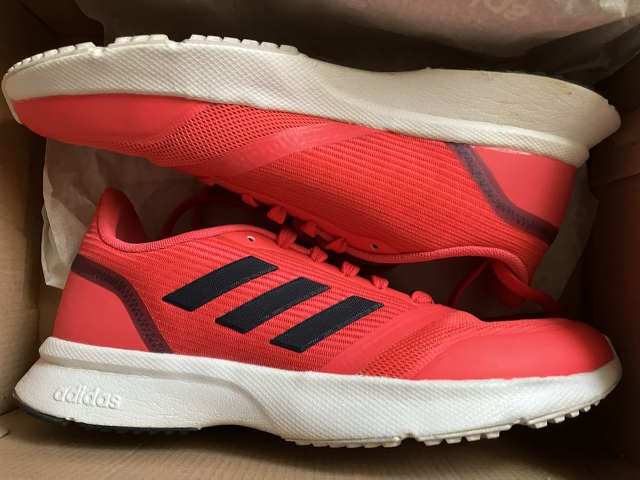 Маратонки Adidas-39,1/3