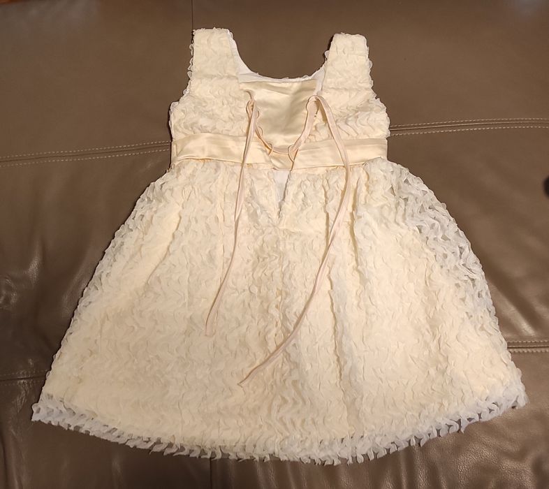 Детска официална рокля - 110 размер