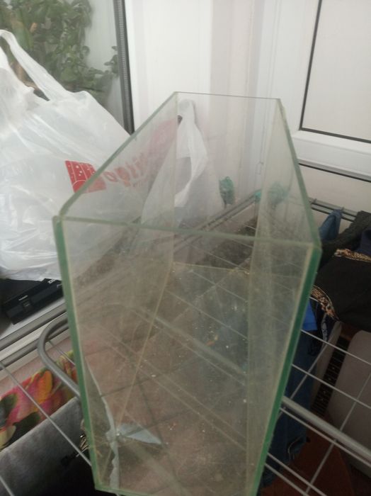Срочно продам аквариум