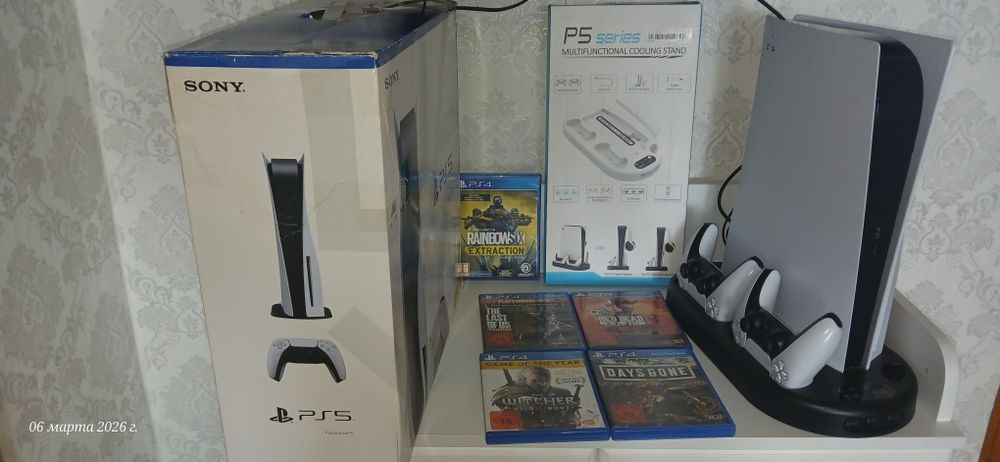 Продам Sony Playstation 5