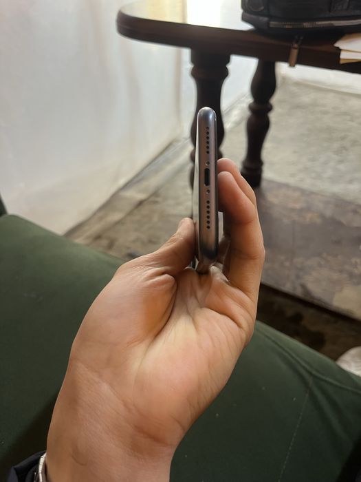 Iphone 11 128GB.