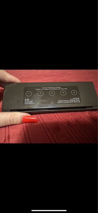 Becca ombre nudes eye palette